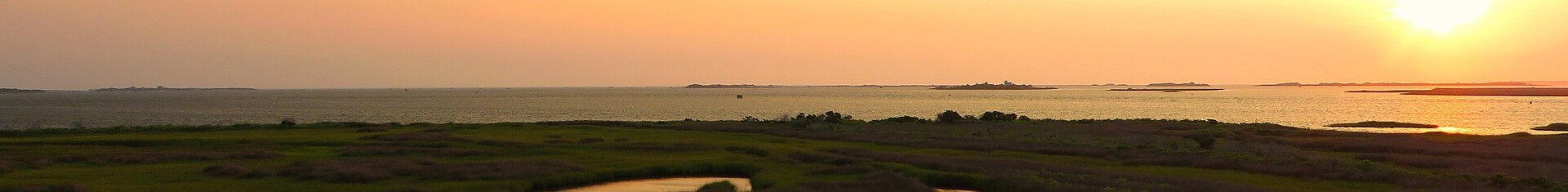 Working waters of the Pamlico Sound near Engelhard